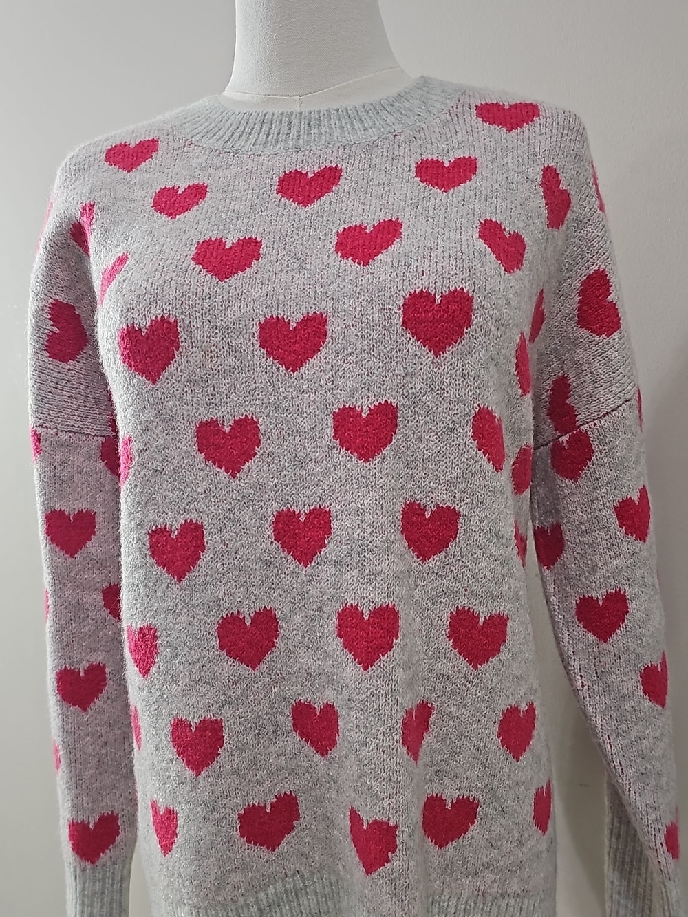 CeCe S Gray Pink Heart Knit Sweater Oversized Drop Shoulder